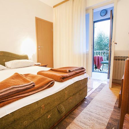 Mali Milocer Bay Accommodation Sveti Stefan Szoba fotó