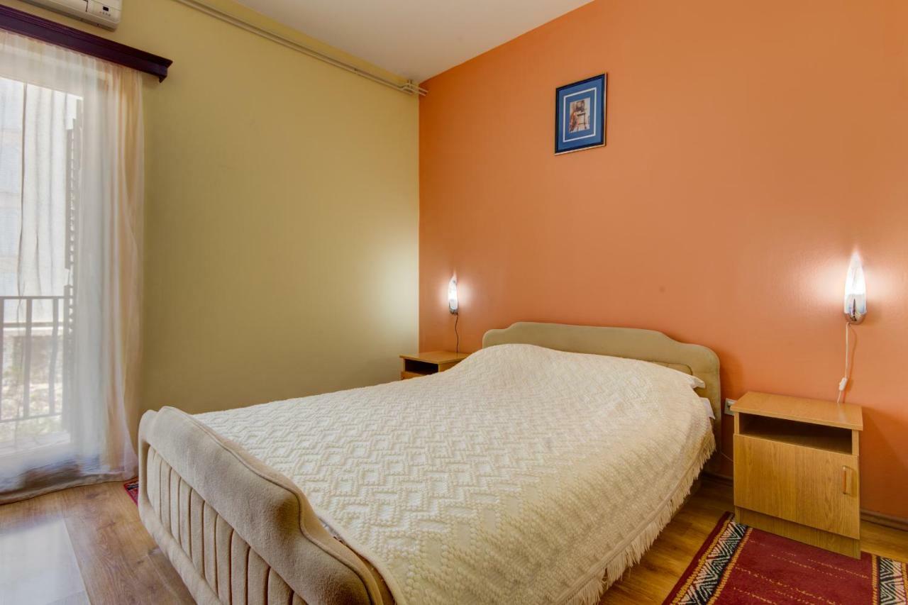 Mali Milocer Bay Accommodation Sveti Stefan Kültér fotó